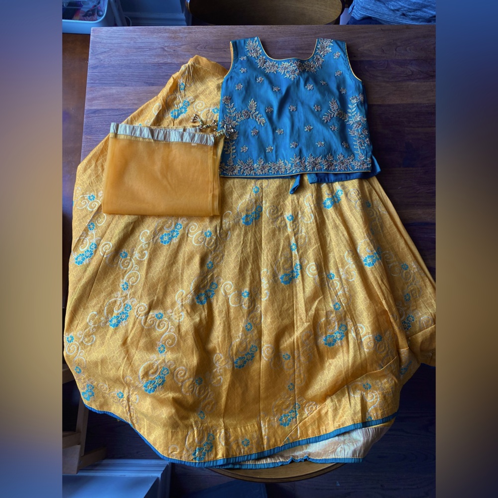 36 size Girls Teal & Yellow Lehengha